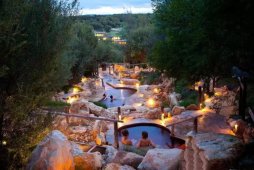 中國(guó)溫泉特色小鎮(zhèn)產(chǎn)業(yè)政策及發(fā)展趨勢(shì)解讀