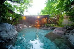 這個(gè)著名的溫泉小鎮(zhèn)為什么可以如此成功？